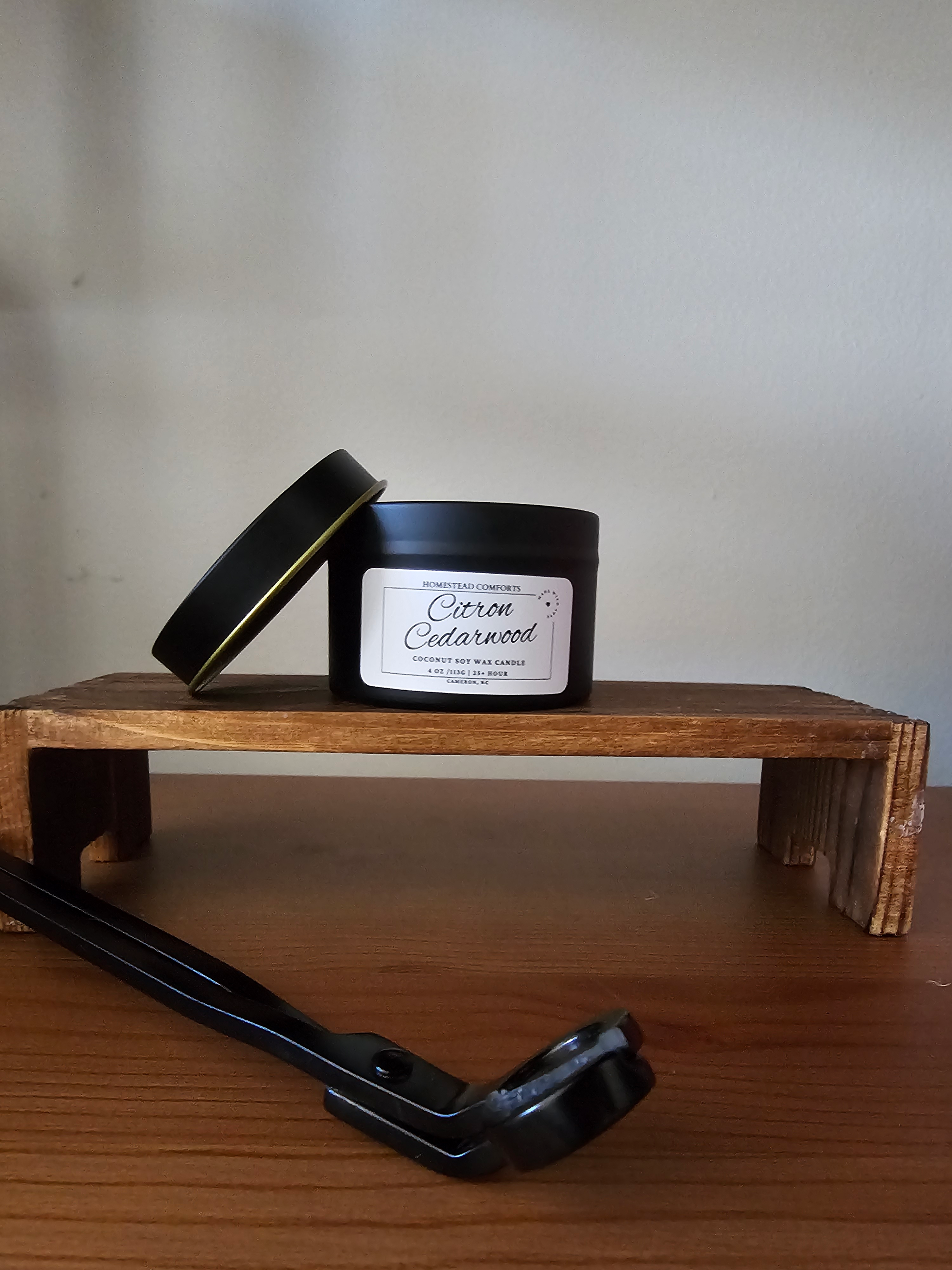 Hand-Poured Coconut Soy Candle with Wood Crackle Wick | 4 oz Black Tin