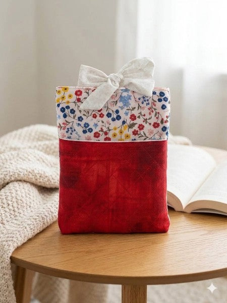 Quilted Bow Tie Sleeve (For Kindles, E-Readers, iPads & Books)